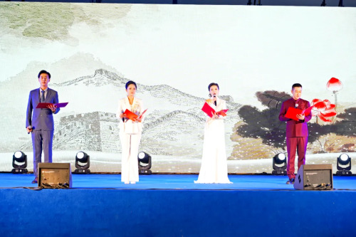 筆墨丹青頌長城——嘉峪關藝術寫生創(chuàng)作成果展盛大開幕